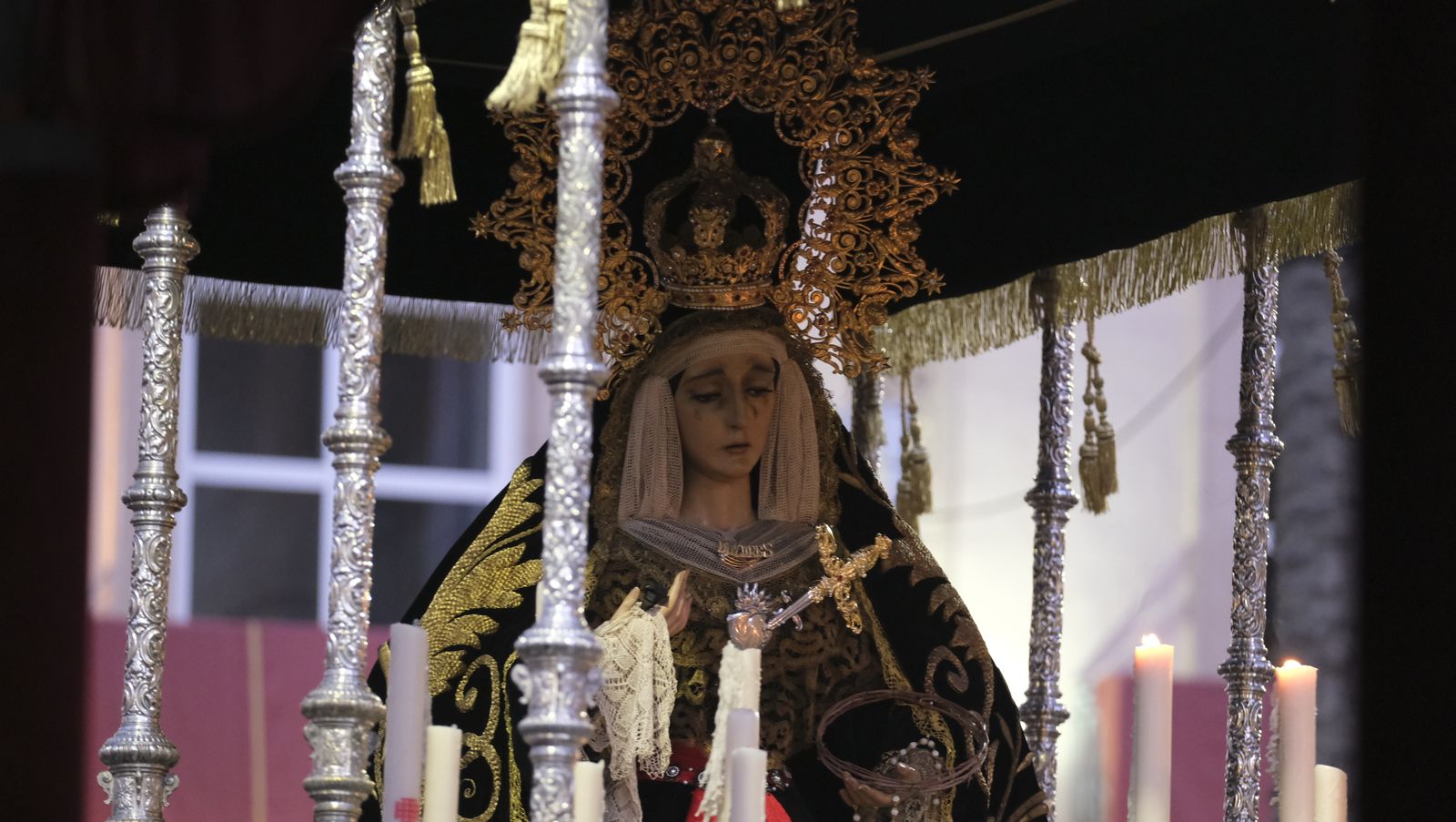Procesión del Santo Entierro en Almería, en imágenes