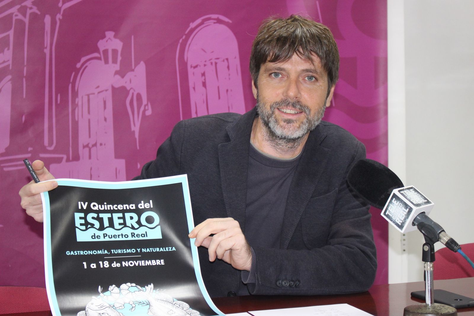 El concejal de cultura, Alfredo Charques, durante la presentación del evento
