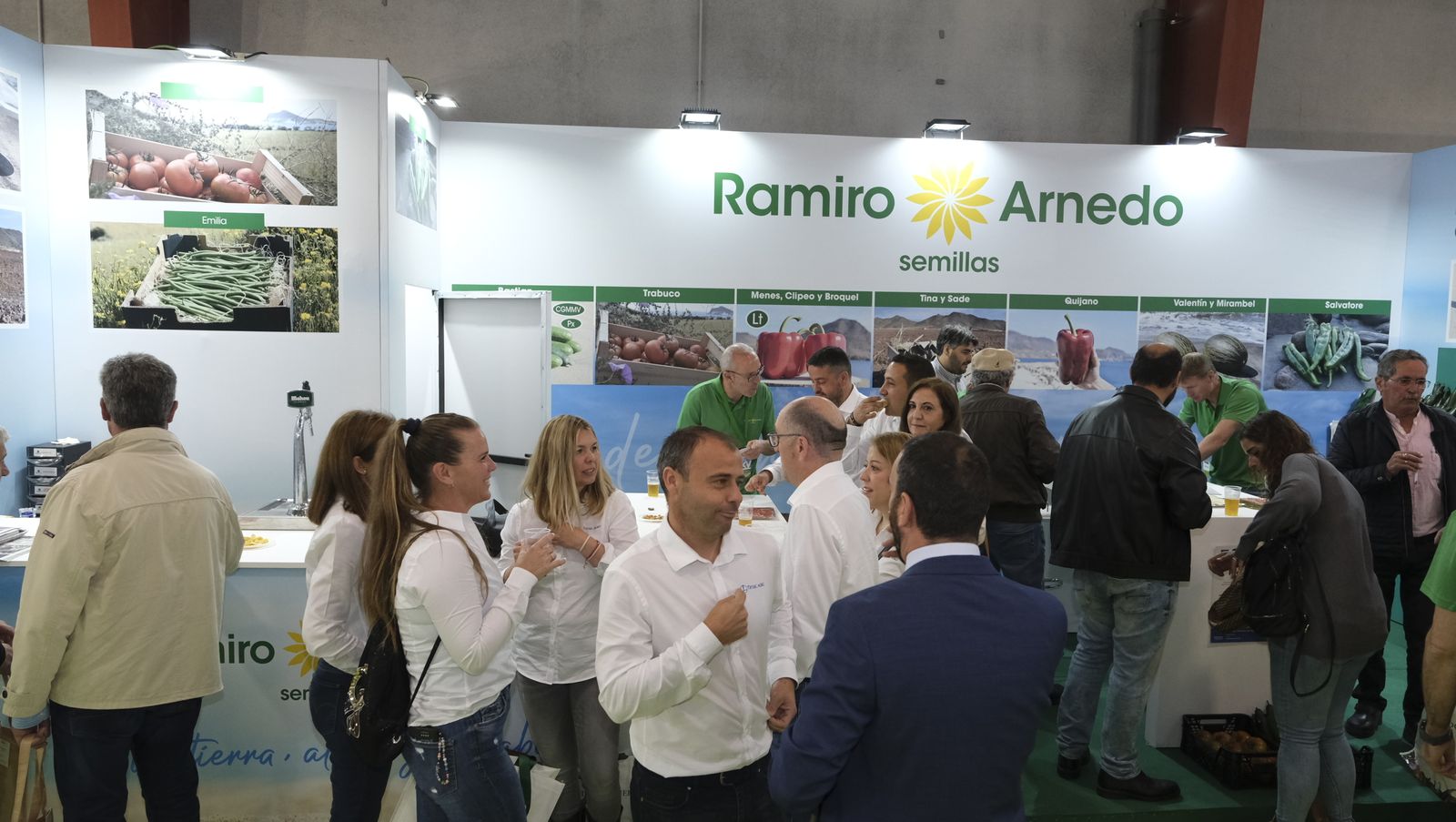 Imágenes del primer día de Expolevante Níjar.