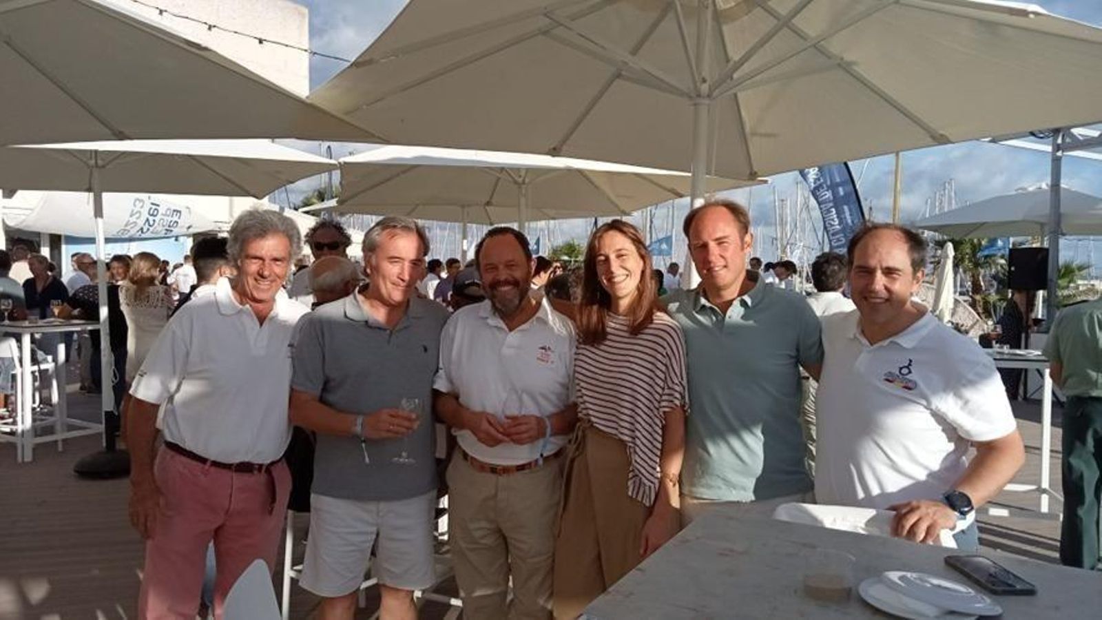 Luis Valdivia, Ricardo Contreras, Luis Fernández, Marta Ascencio, Borja y José María Chavarri.