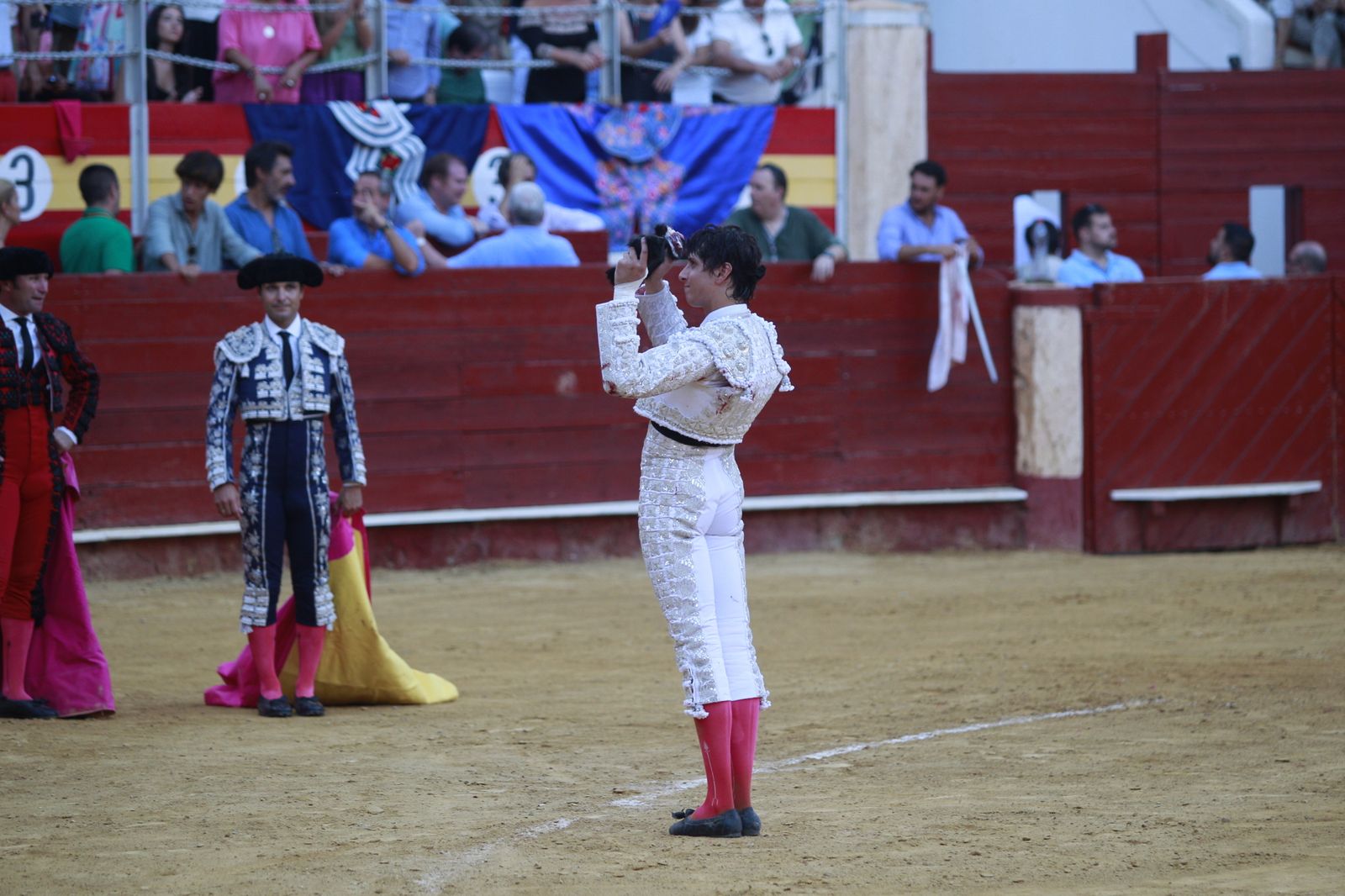 Imágenes del triunfo del torero almeriense Jorge Martínez el día de su alternativa