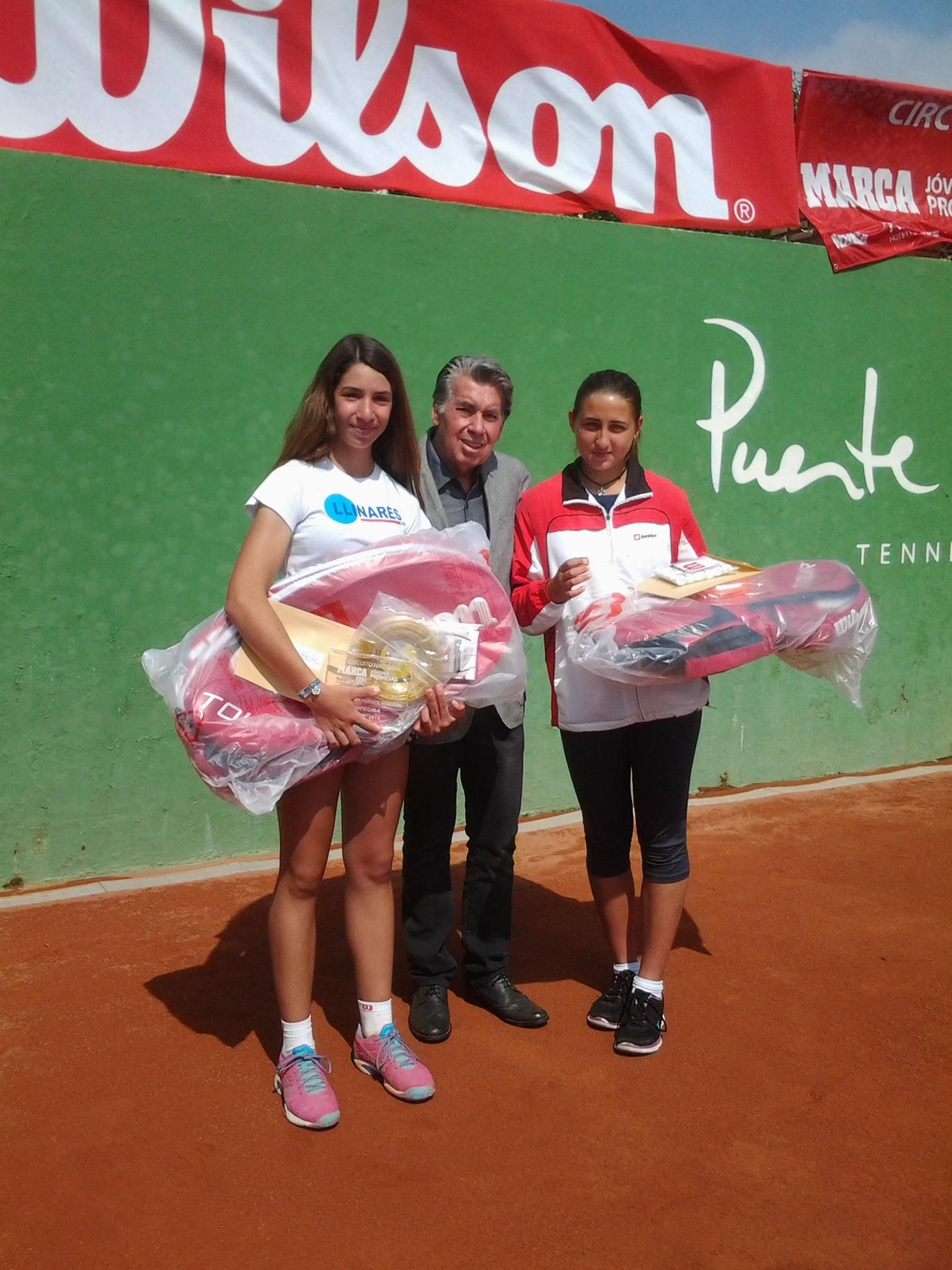 Las fotos de la vida de Manolo Santana