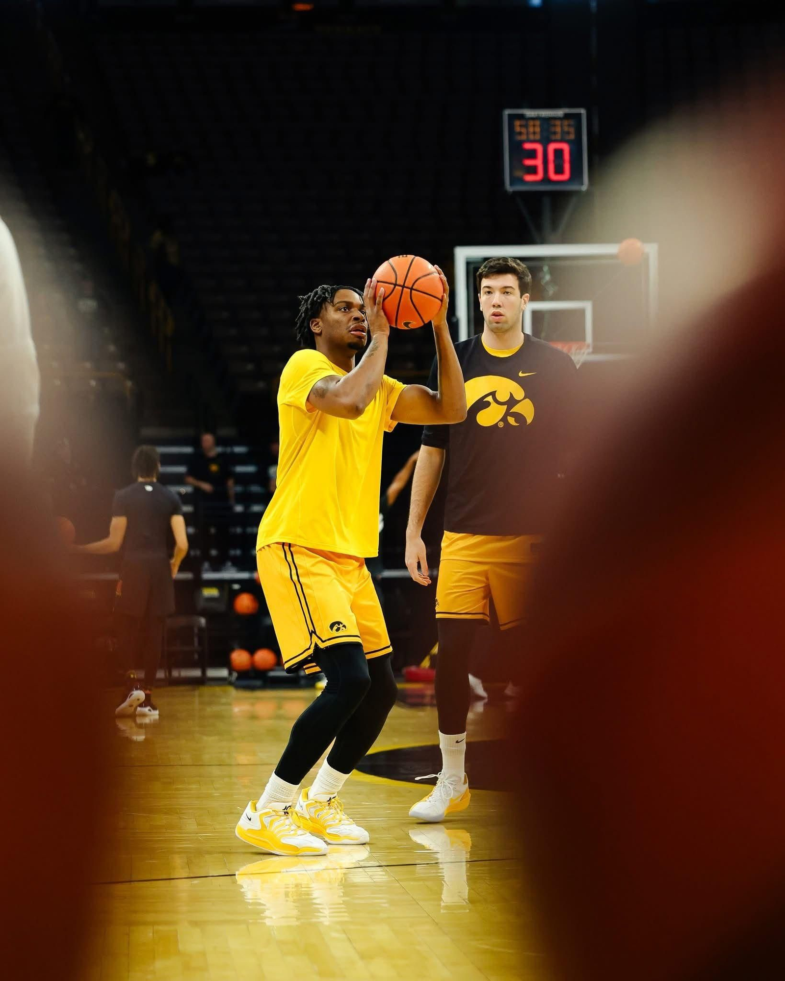 NCAA: Álvaro Folgueiras, triunfo ante la Maryland de Guille del Pino