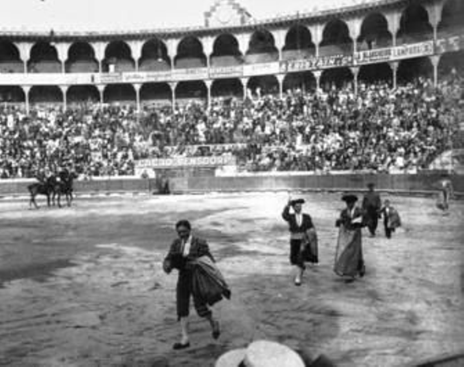 Vuelta al ruedo de Linder en Barcelona.