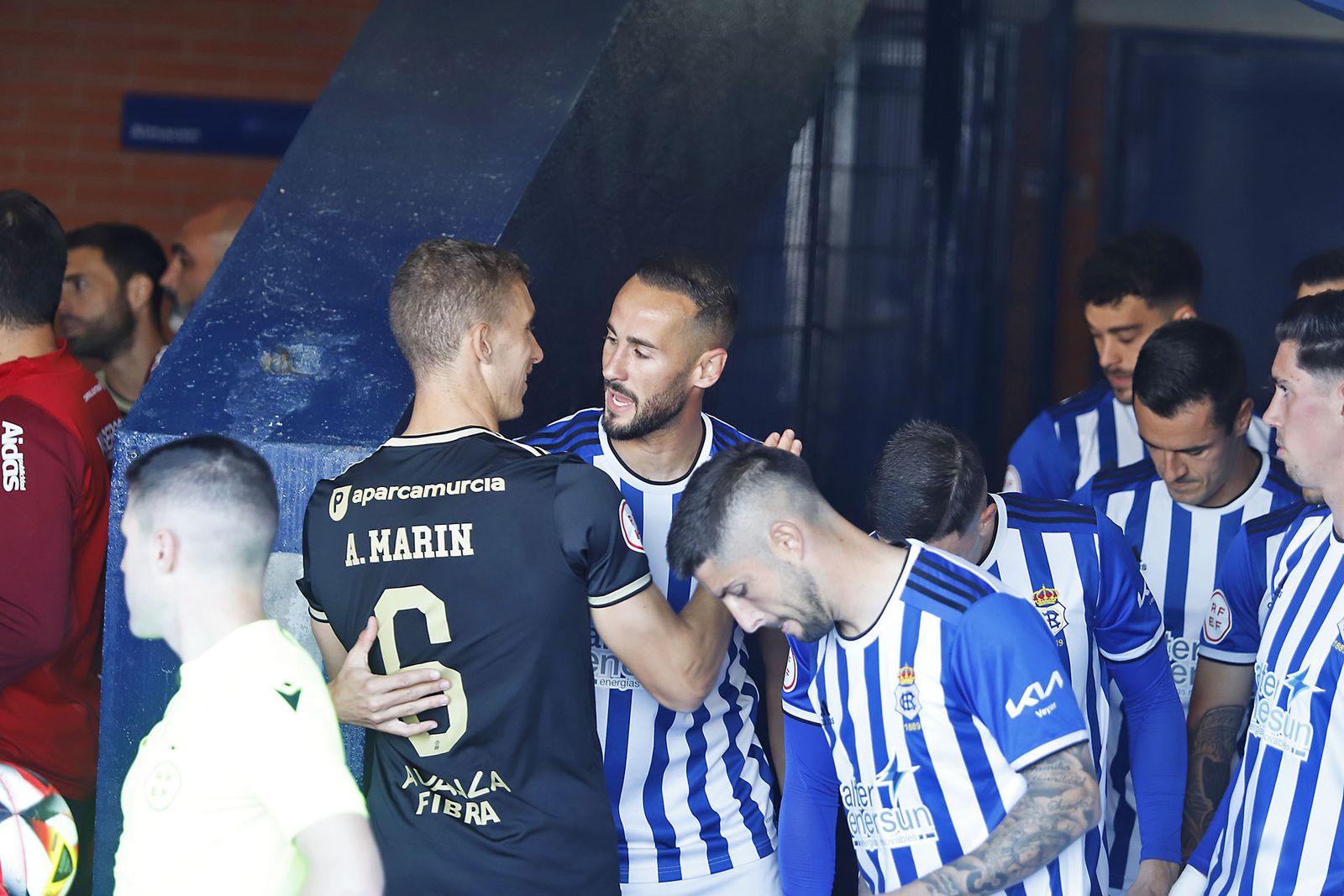 Imágenes del ambiente en el encuentro entre el Recreativo de Huelva y el Real Murcia