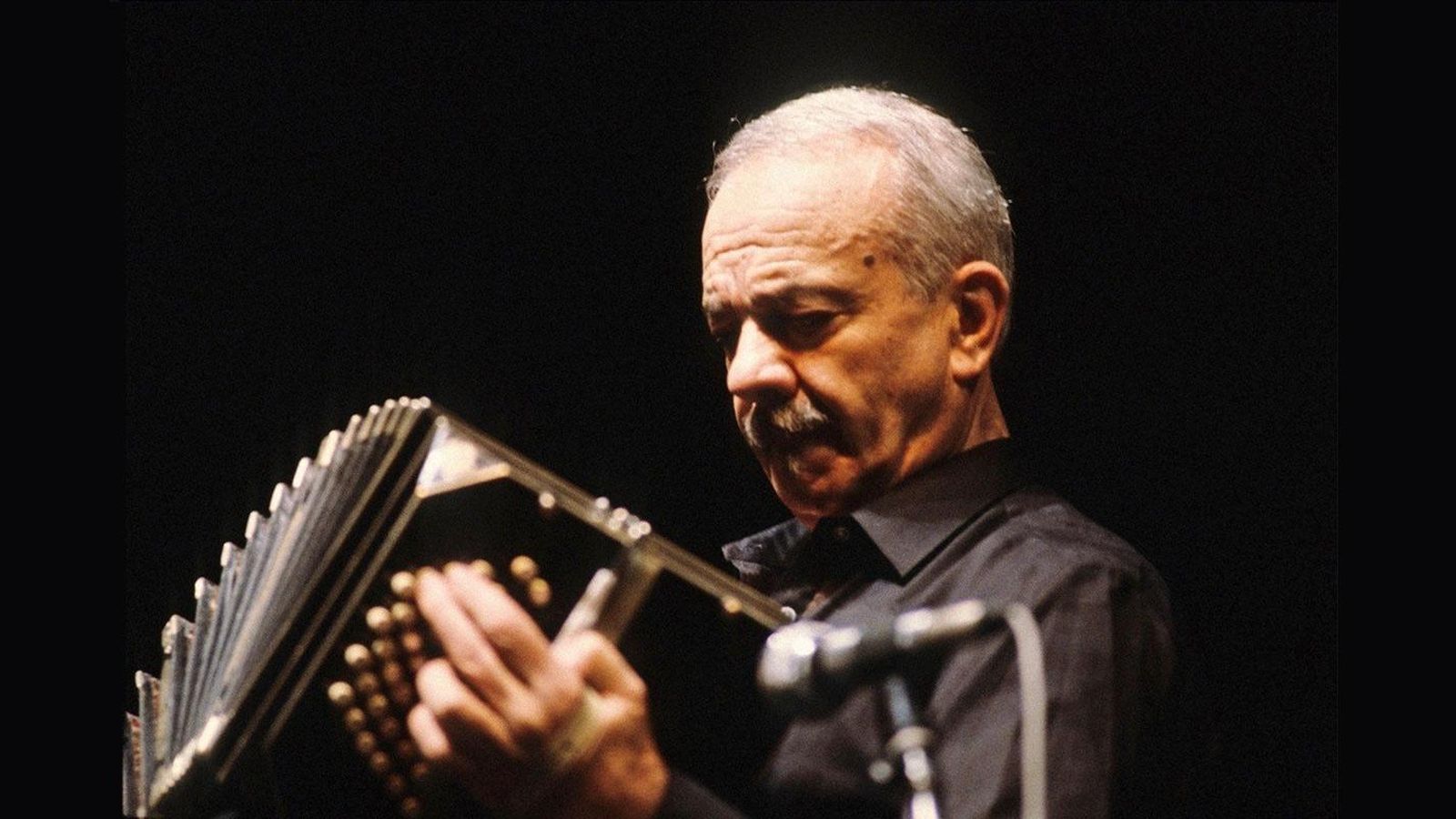 Ástor Piazzolla (Mar del Plata, 1921-Buenos Aires, 1992).