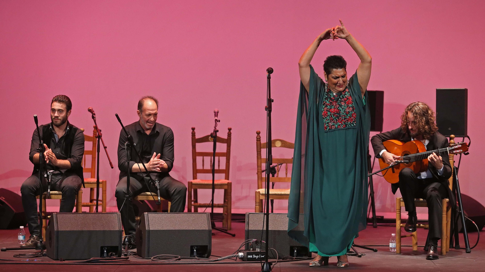 Remedios Amaya triunfa en la tercera noche de la Bienal de San Roque