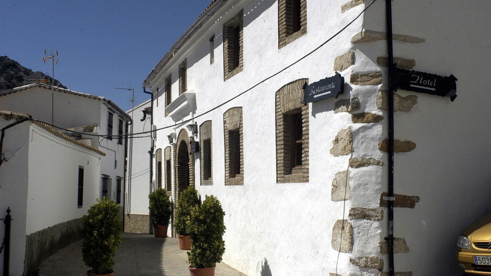 Uno de los hoteles de Villaluenga