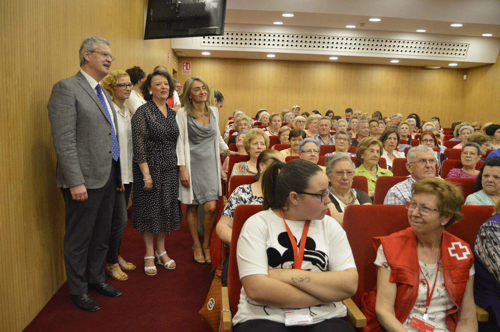 Inauguración de la jornada sobre el buen trato a los mayores.