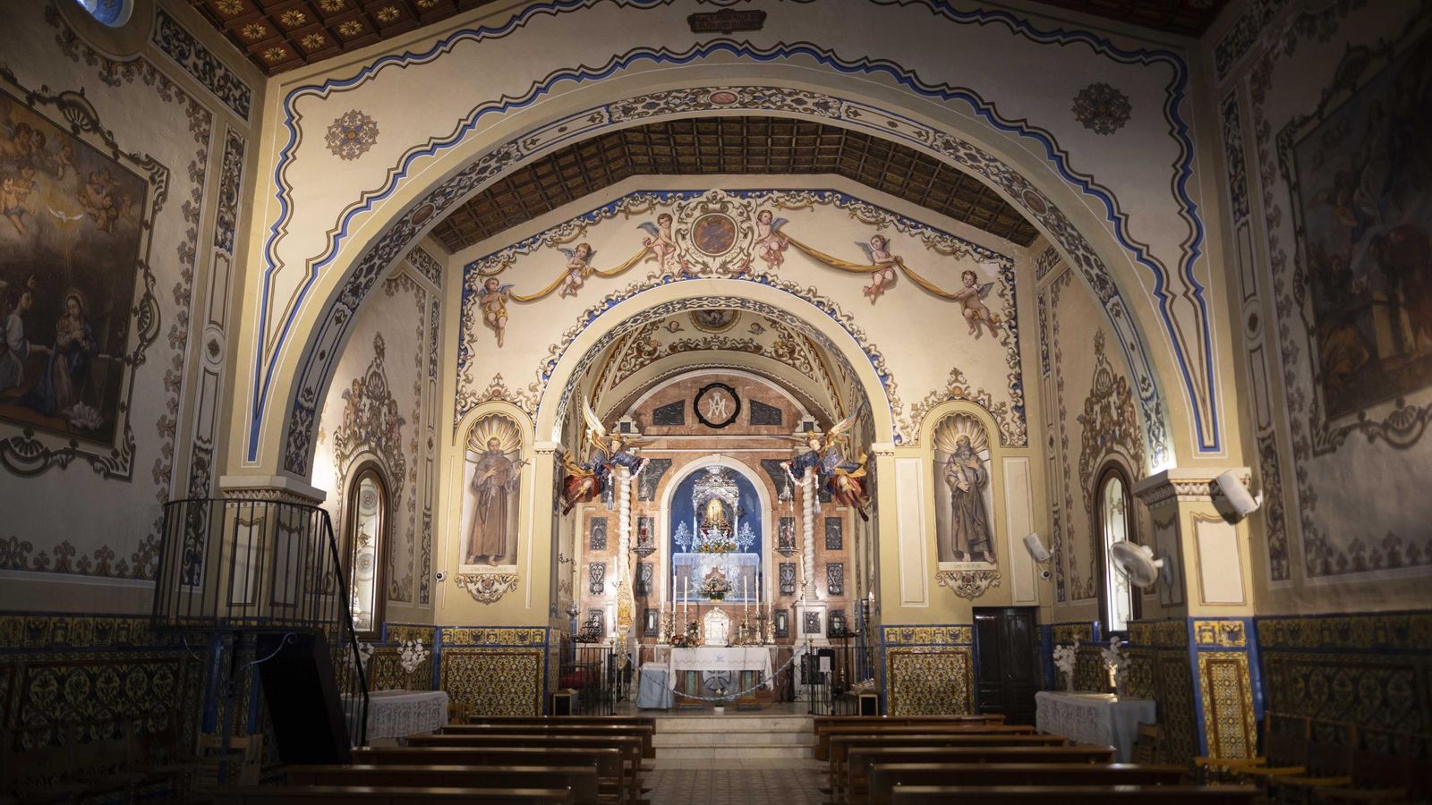 Santuario de la Reina de los Ángeles. Peña de Arias Montano. Alájar