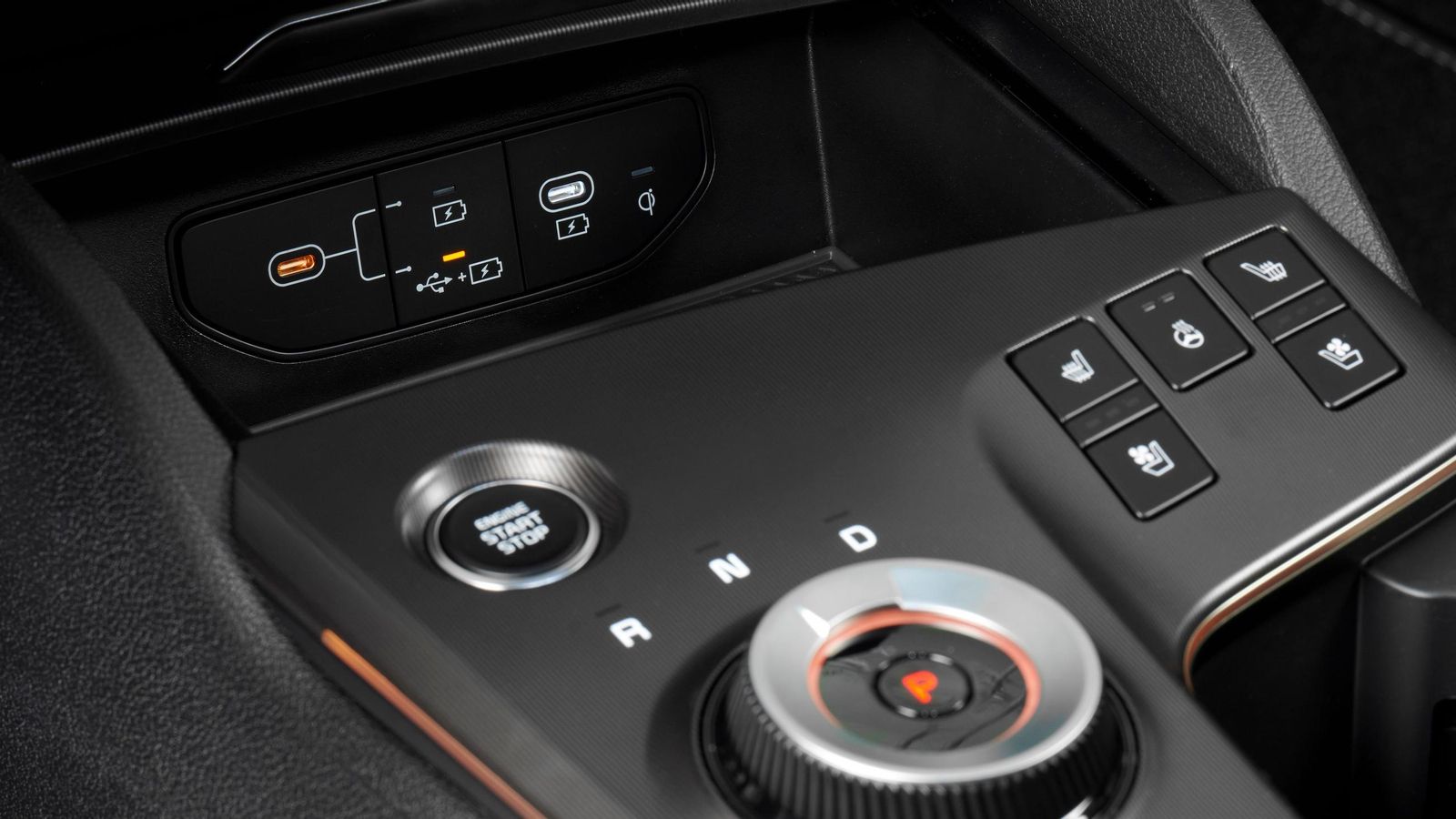 Entre lo materiales que cambian están los que se emplean en la consola central.