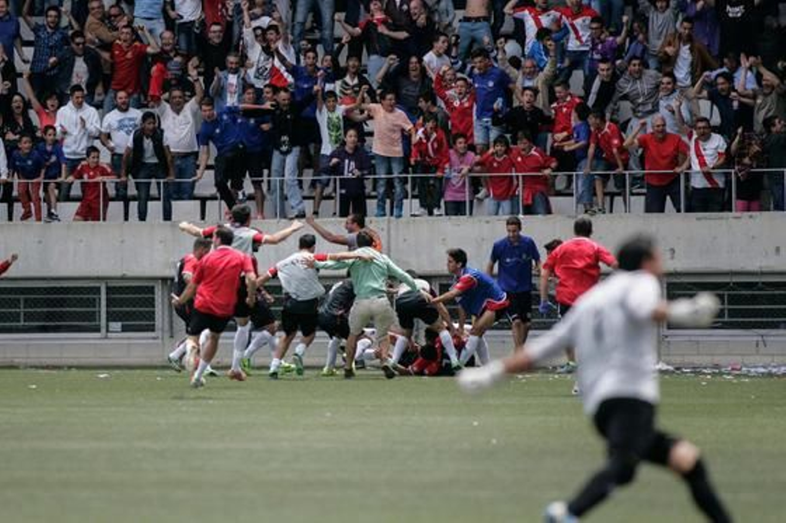 Las imágenes del L'Hospitalet-Cádiz
