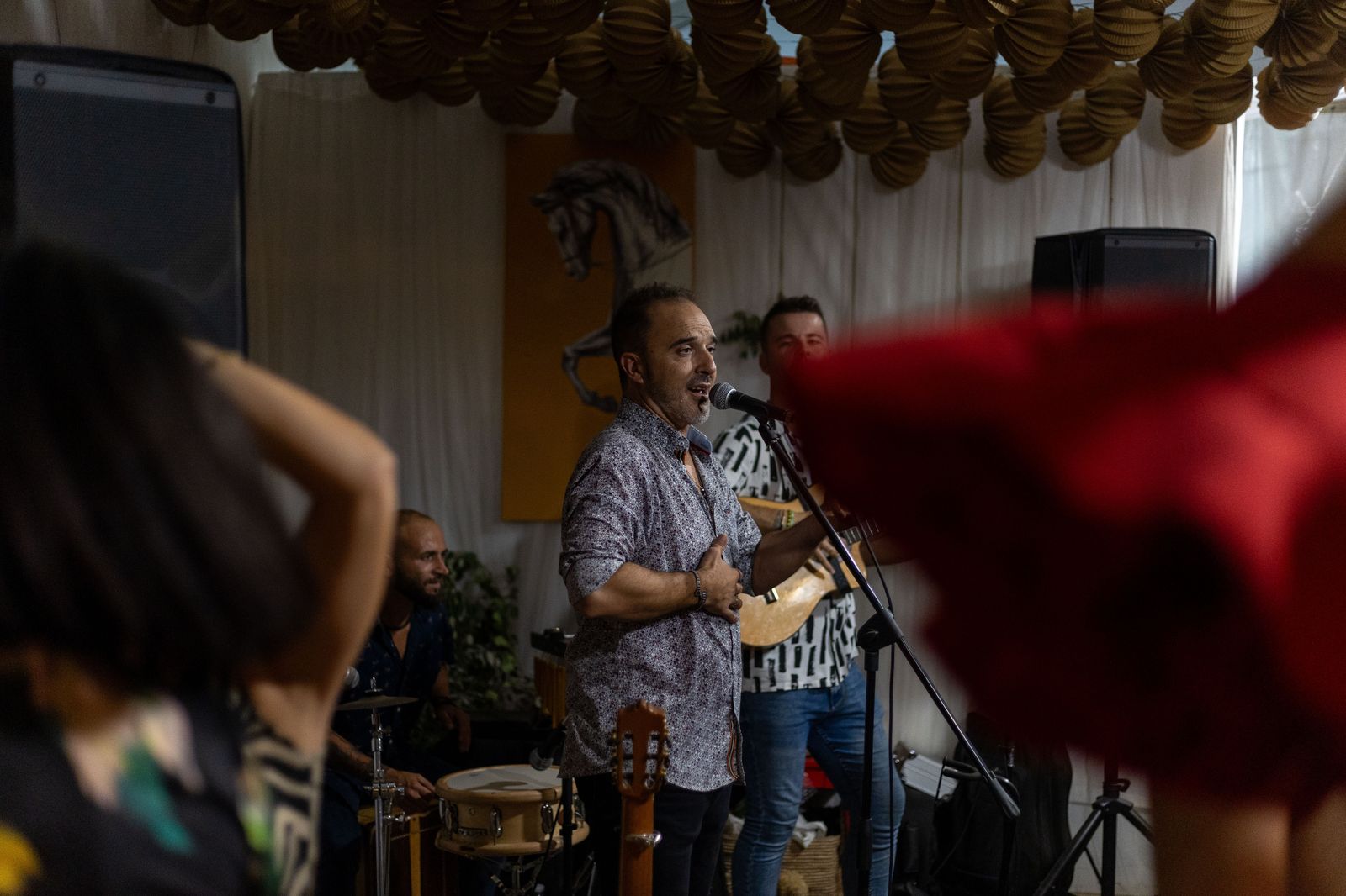 Feria del Caballo 2023: Imágenes del ambiente en la noche del sábado