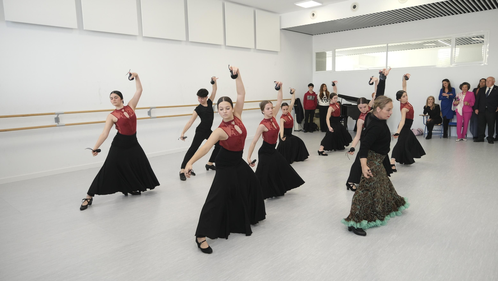 La inauguración del nuevo Conservatorio Profesional de Danza Kina Jiménez, en imágenes