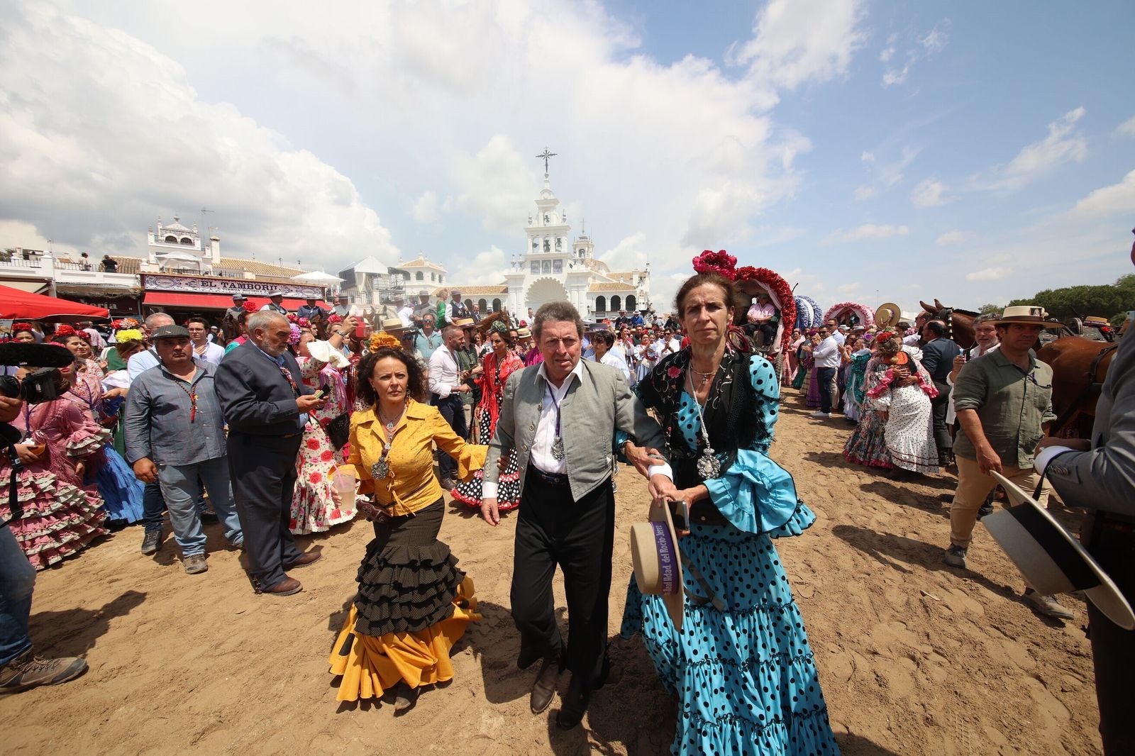 La Hermandad del Rocío de Jerez se presenta ante la Virgen