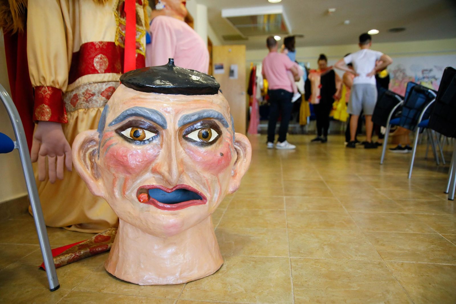 Desfile de Gigantes y Cabezudos de Vera, en imágenes
