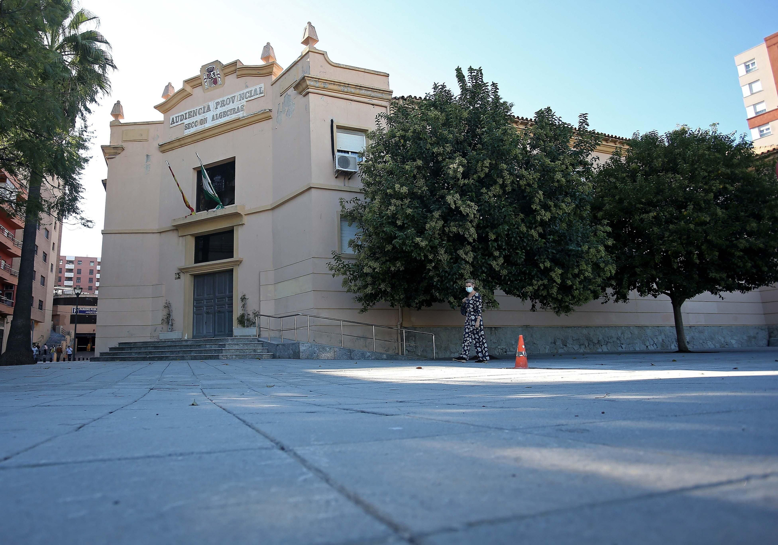 La sede de la Audiencia de Cádiz, con sede en Algeciras. La sede de la Audiencia de Cádiz, con sede en Algeciras.