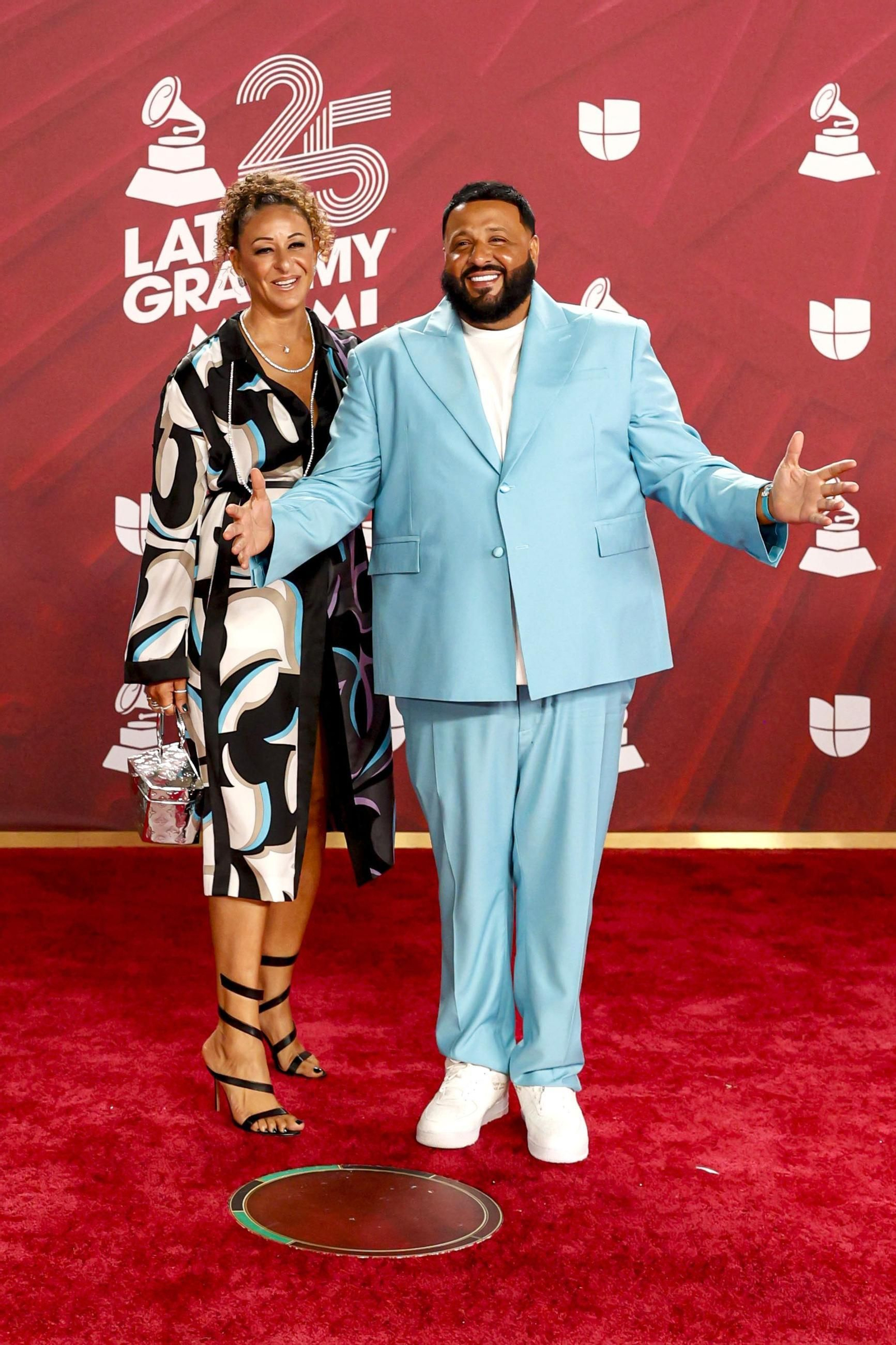 Todos los famosos, tendencias y curiosidades en la alfombra roja de la 25 edición de los Grammy Latinos