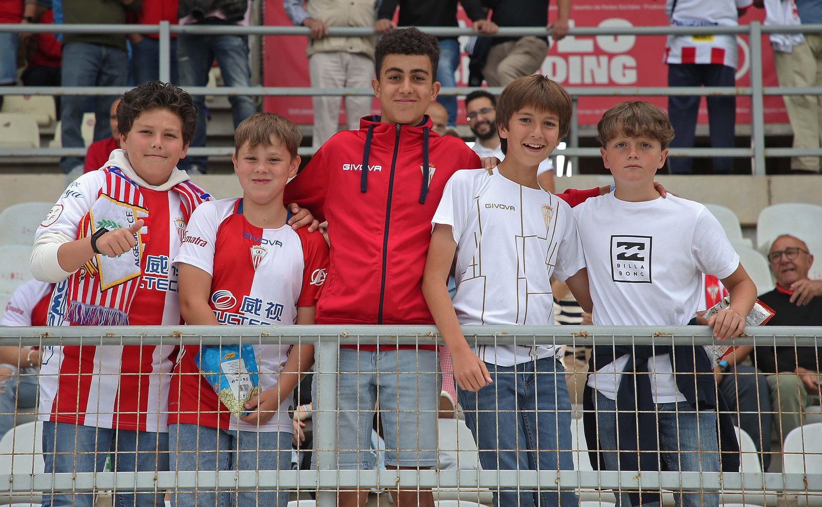 Búscate durante el partido Algeciras CF - Real Madrid Castilla en el Nuevo Mirador