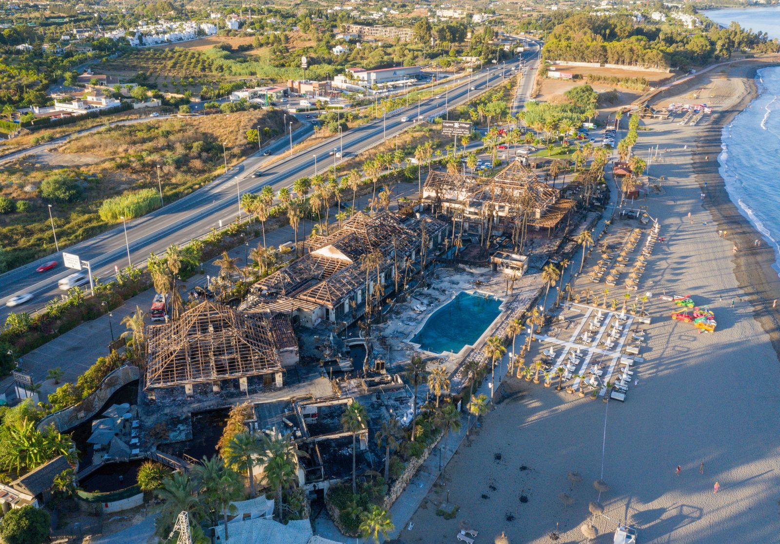 Vista aérea del estado en el que ha quedado el centro comercial tras ser calcinado por las llamas en agosto.