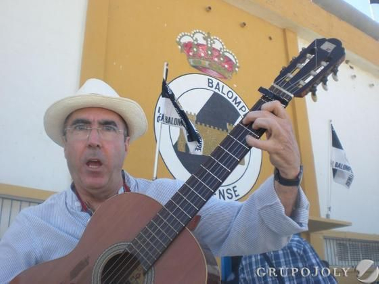 Los albinegros no defraudaron a su afición tras conseguir un 2-1.

Foto: Paco Guerrero/Lectores