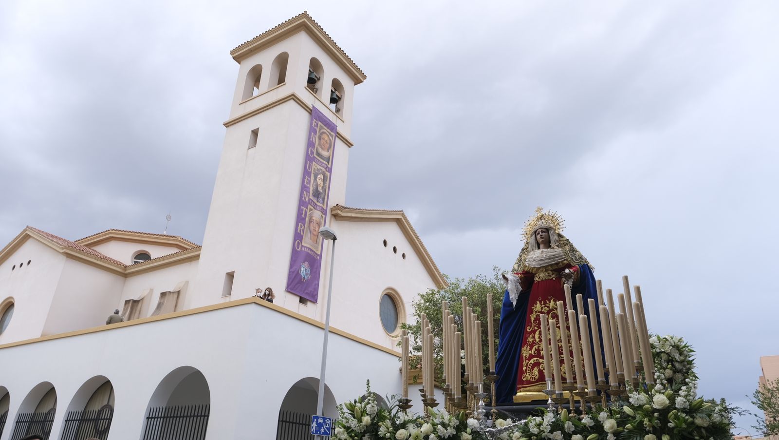 Procesión del Encuentro en Almería, en imágenes.