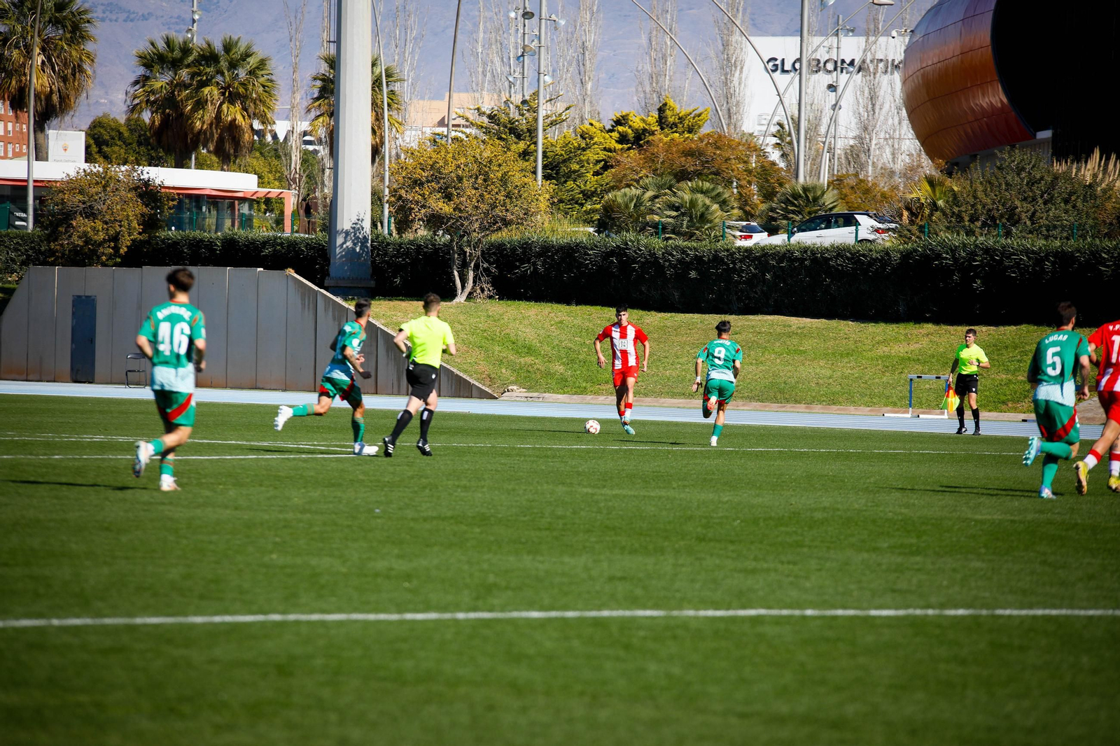 Las imágenes de Segunda RFEF entre Almeria B y recreativo de Granada