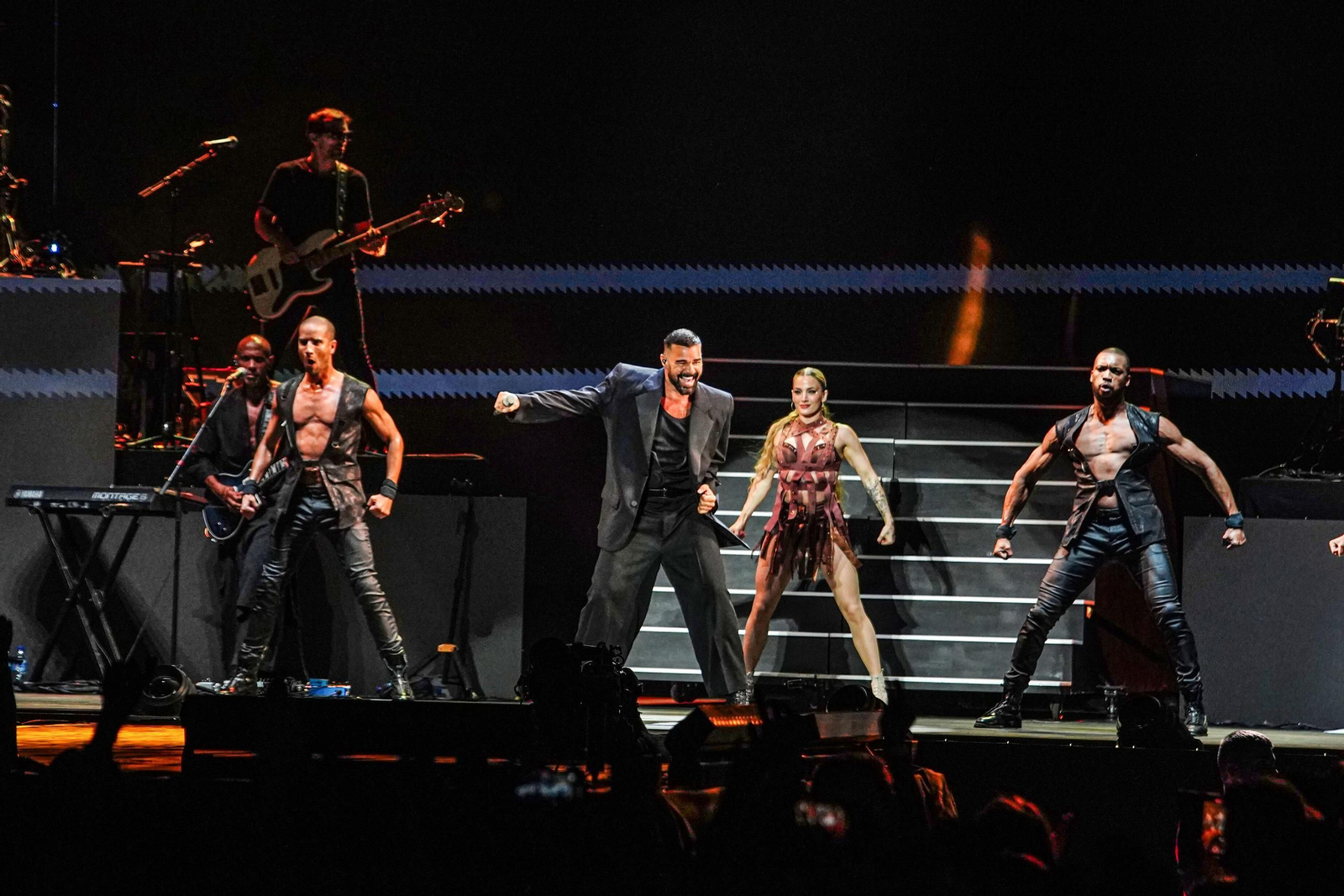 Ricky Martin hace vibrar a su público en la Plaza de Toros