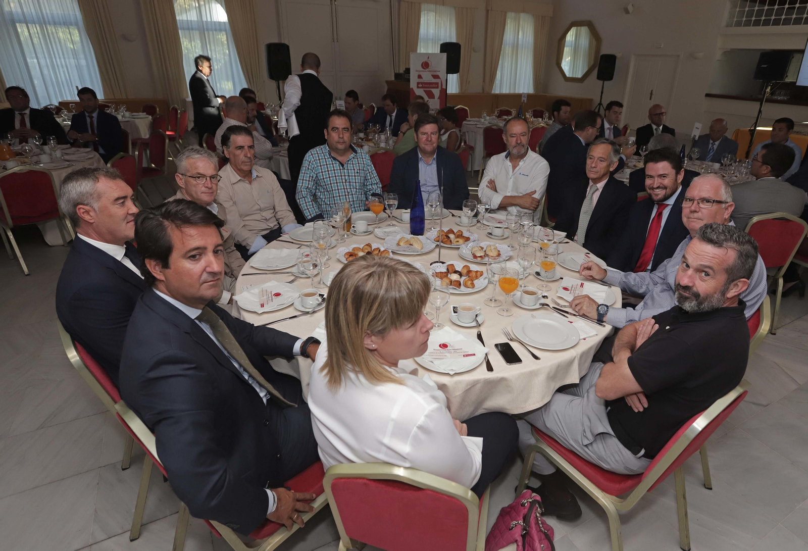 Desayuno informativo Grupo Joly - Banco Santander en imágenes