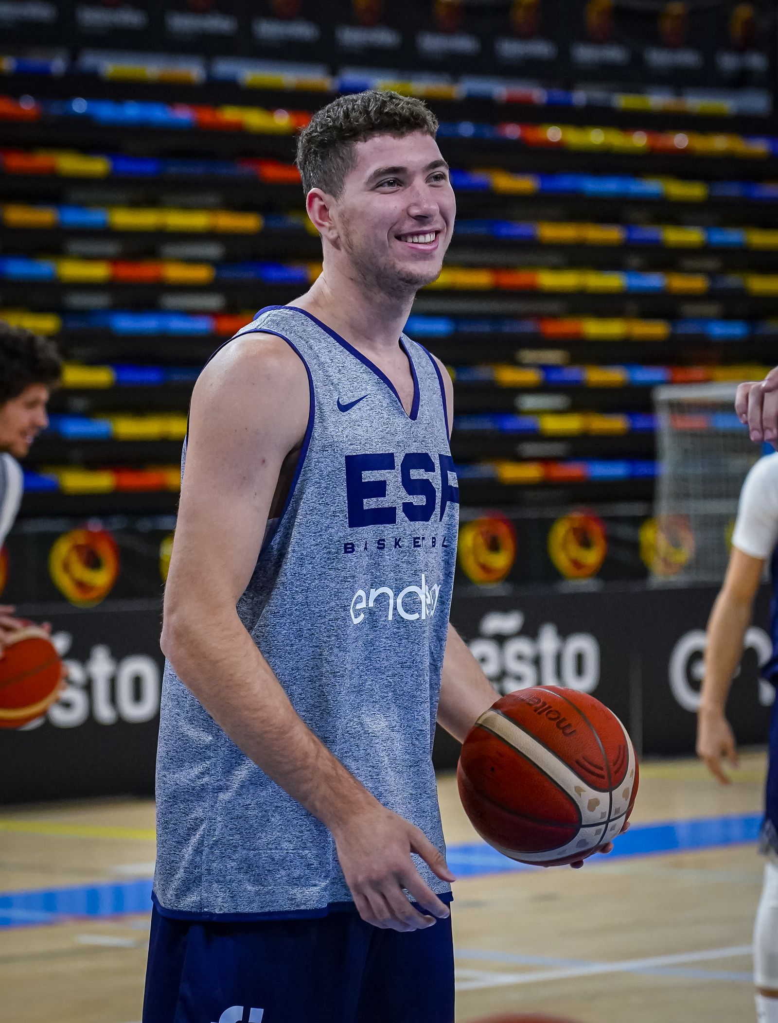 Fotos: Los jugadores del Unicaja ya entrenan con España