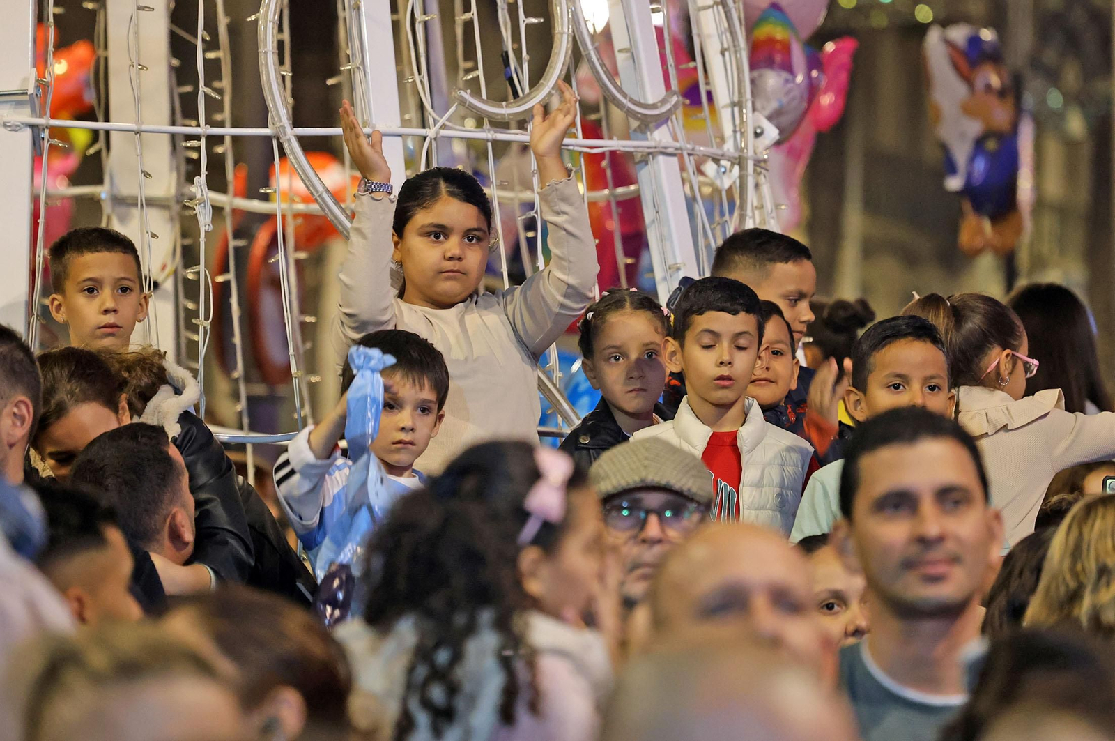 Imágenes de la nevada y alumbrado navideño en Huelva