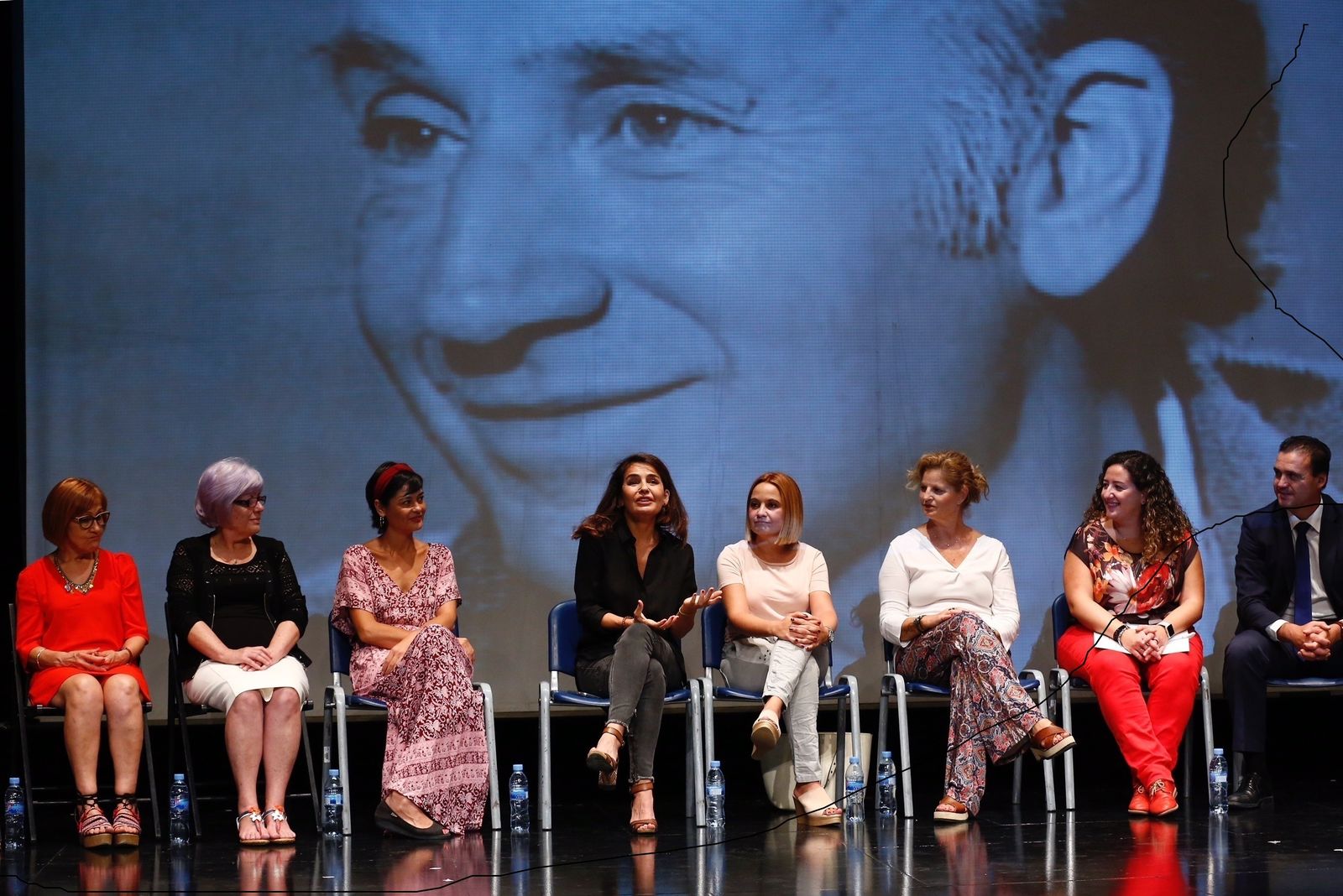 Representantes del acto.