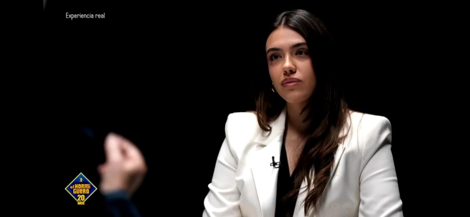 Marta, la novata periodista que ha hablado con Iñaki Gabilondo en 'El Hormiguero'