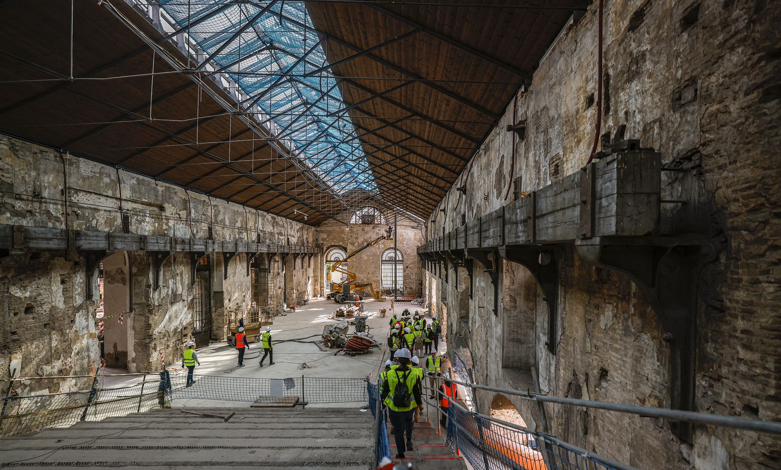 Las imágenes de la visita  a la Fábrica de Artillería