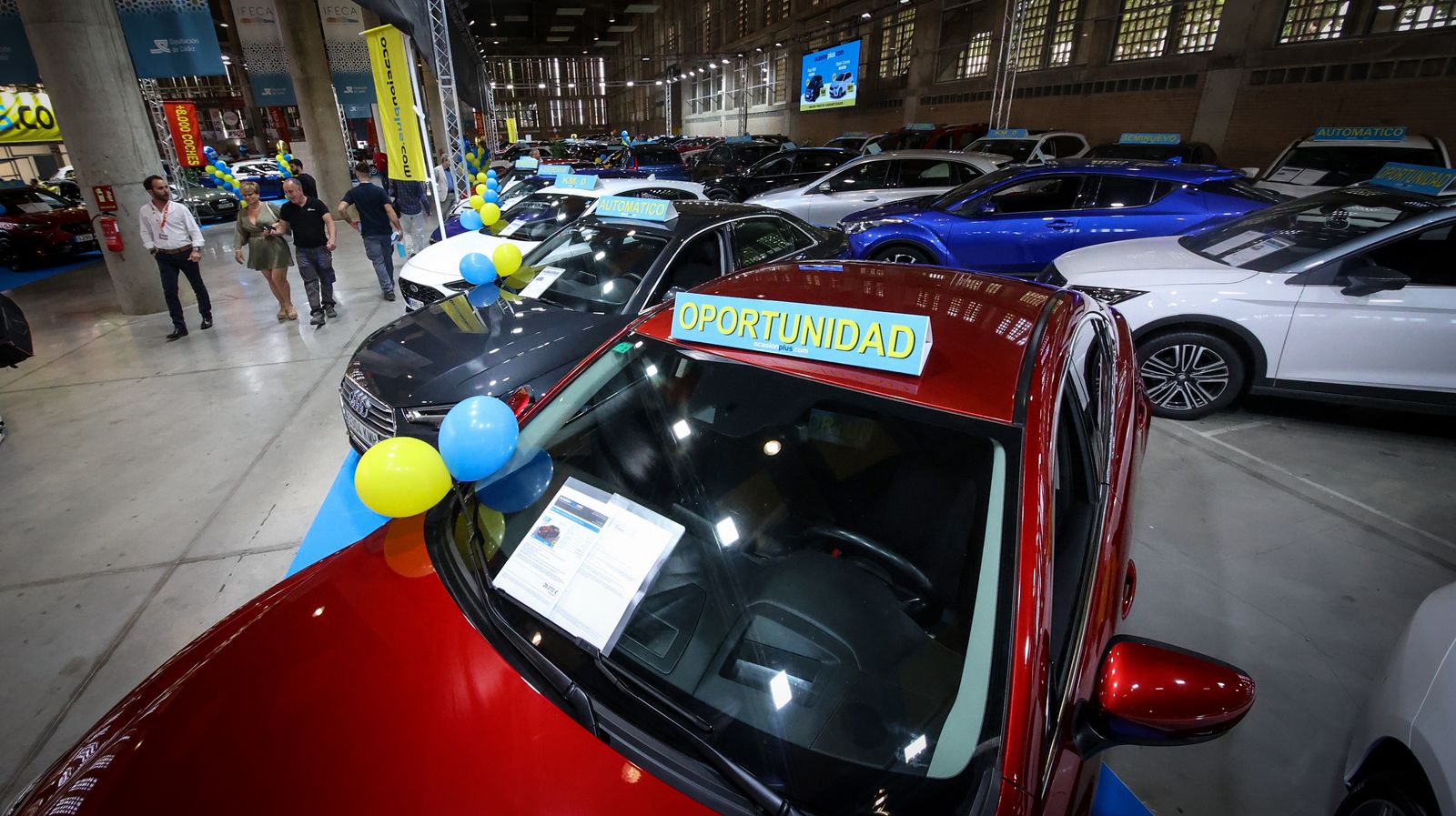 Imágenes de la Feria del Vehículo de Ocasión Multimarca en Jerez