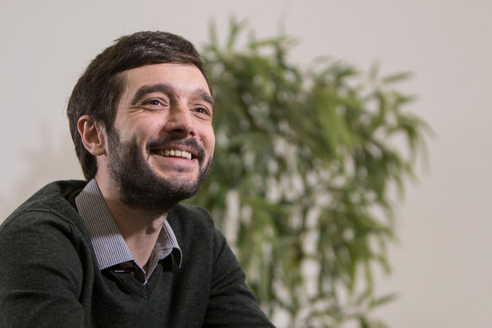 El diputado y portavoz de Exteriores de Podemos, Pablo Bustinduy.