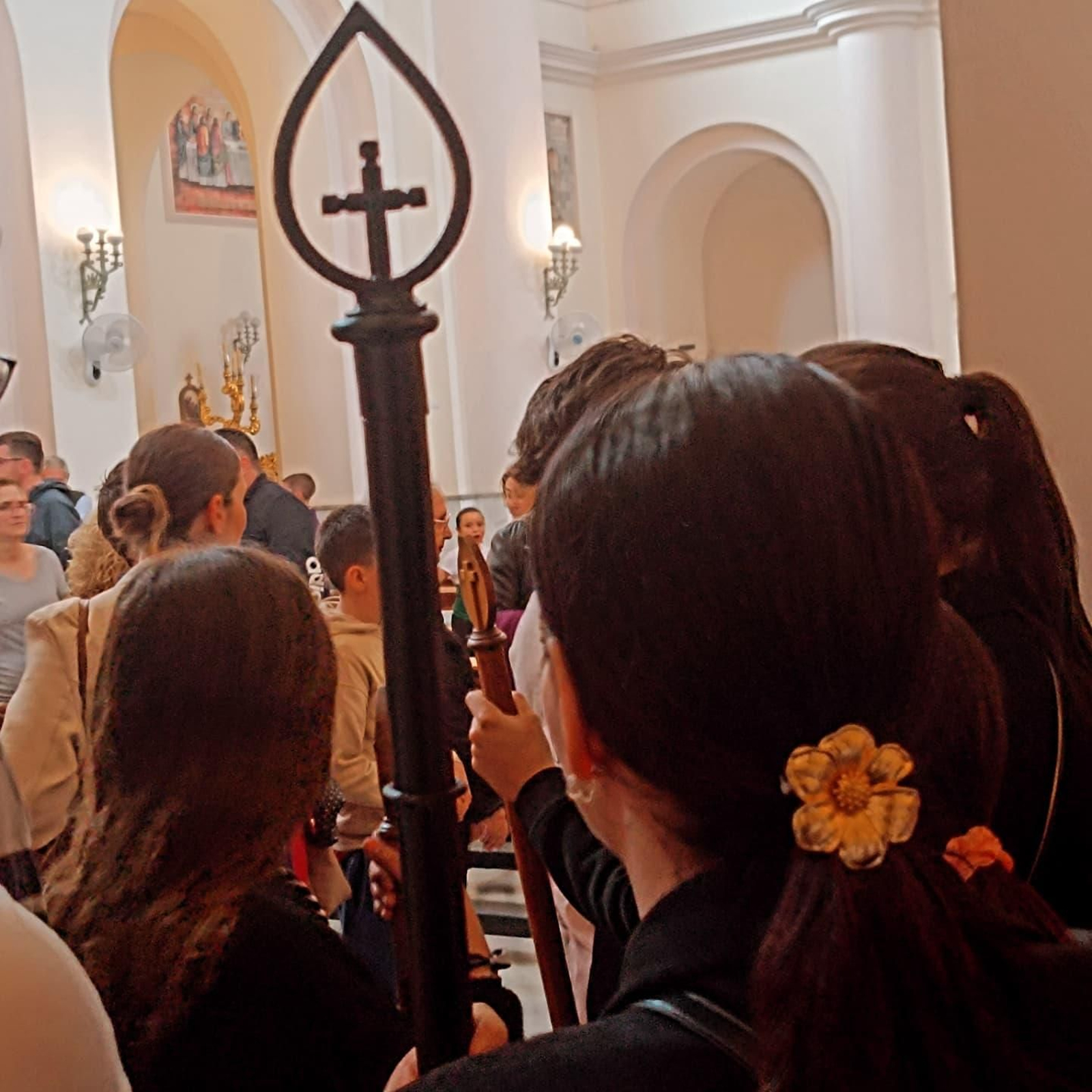 La lluvia interrumpe la procesión infantil de Ciudad Jardín de Almería, en imágenes