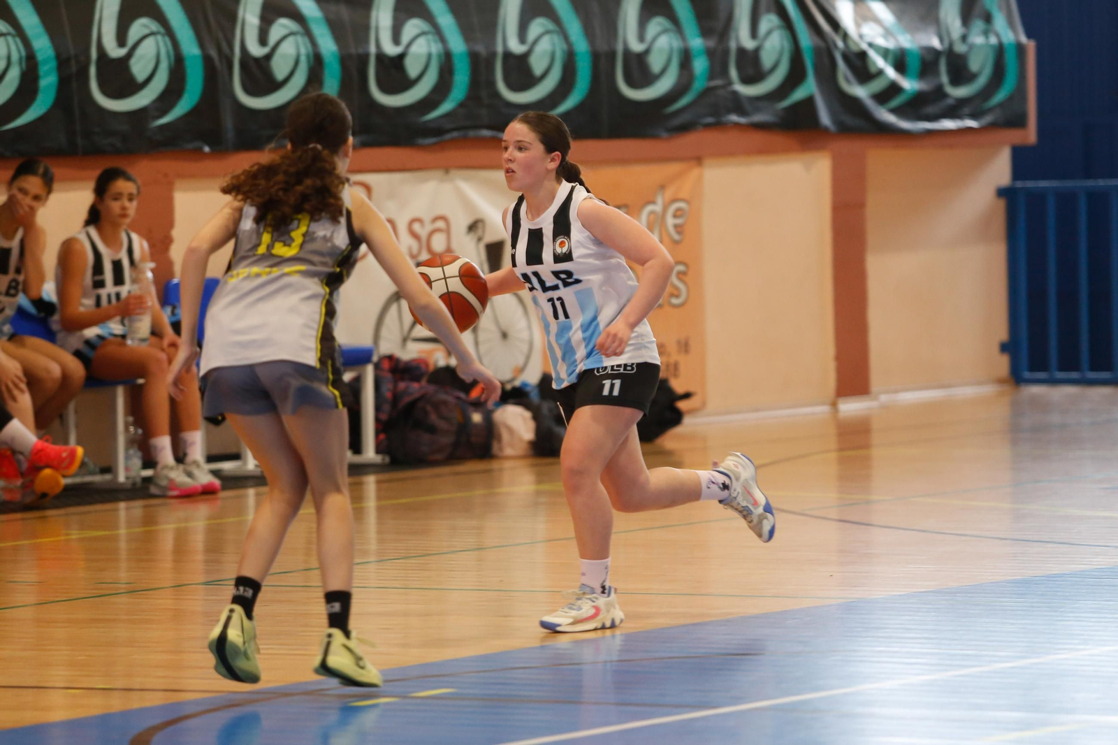 Las fotos de la segunda jornada del XIV torneo de baloncesto Semana Santa Ciudad de La Línea