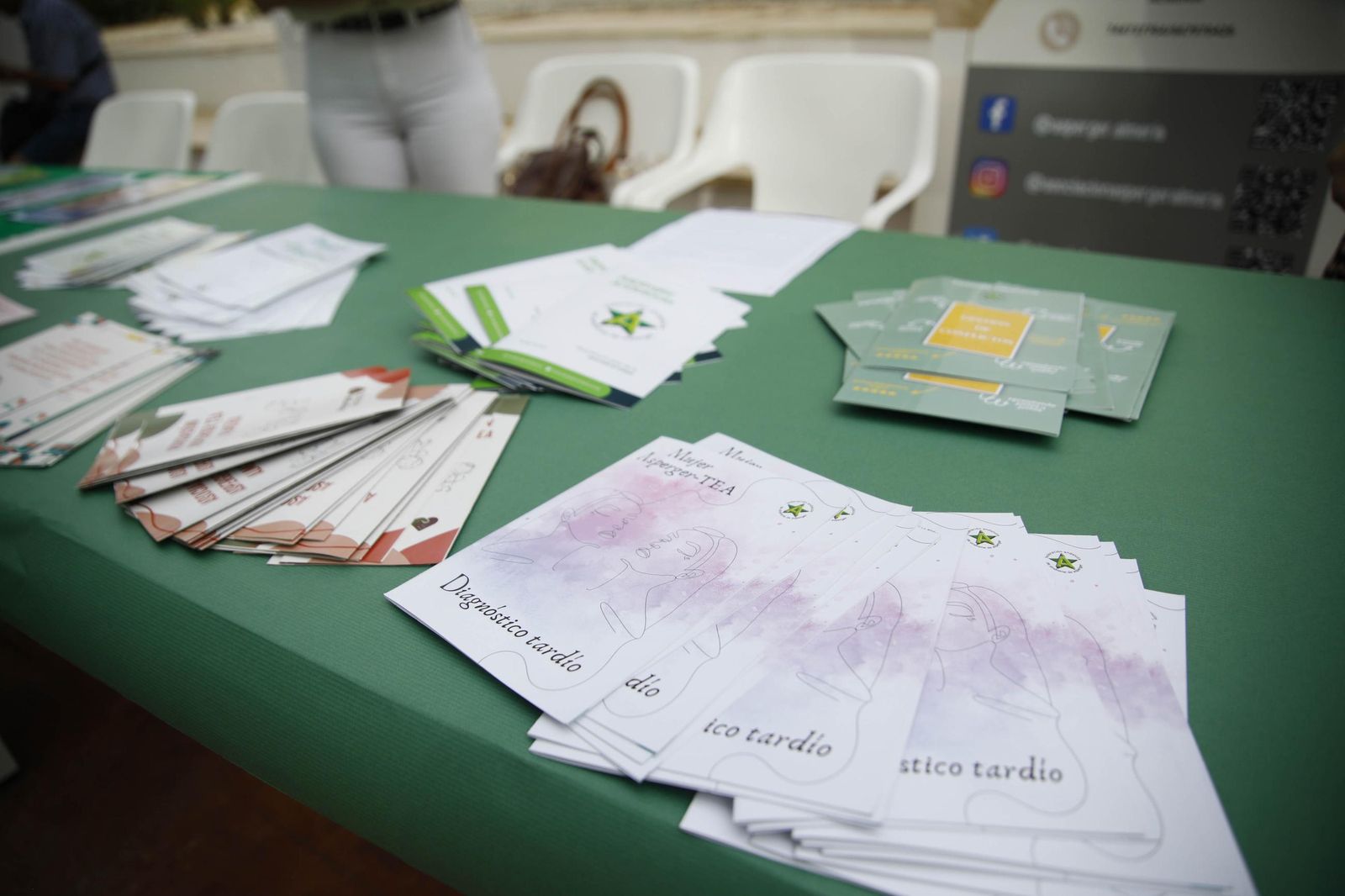 Las imágenes del "Día mundial de la salud mental" en Almería