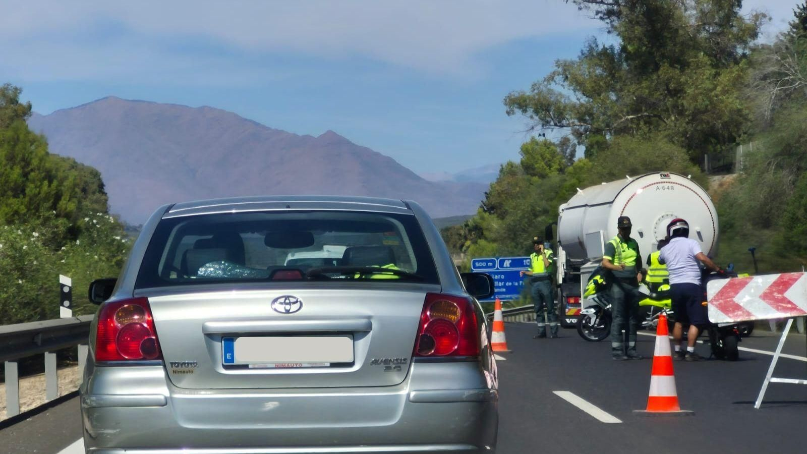 El camión averiado en la A-7.