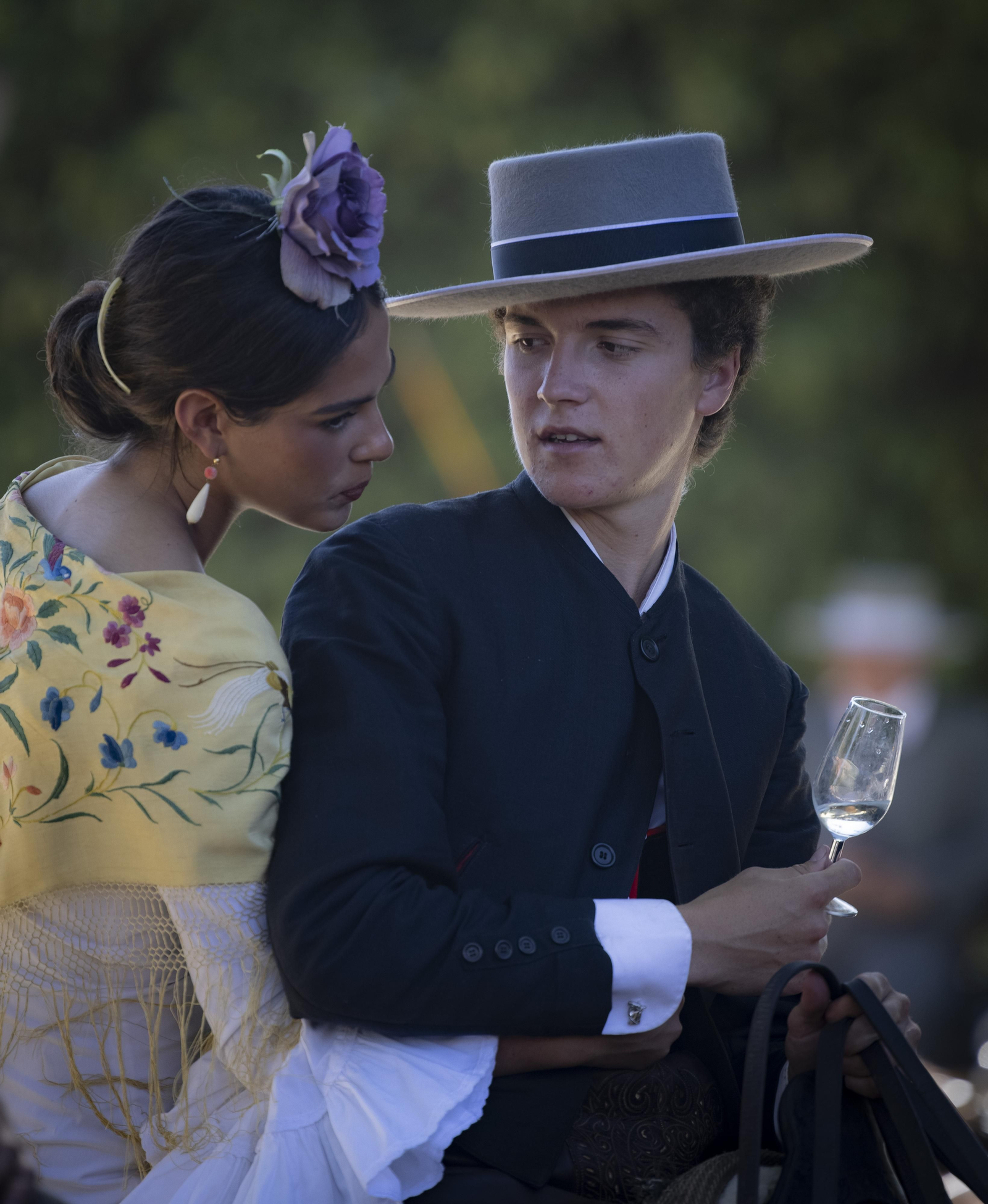 Las fotos del lunes de la Feria de abril  de Sevilla 2023