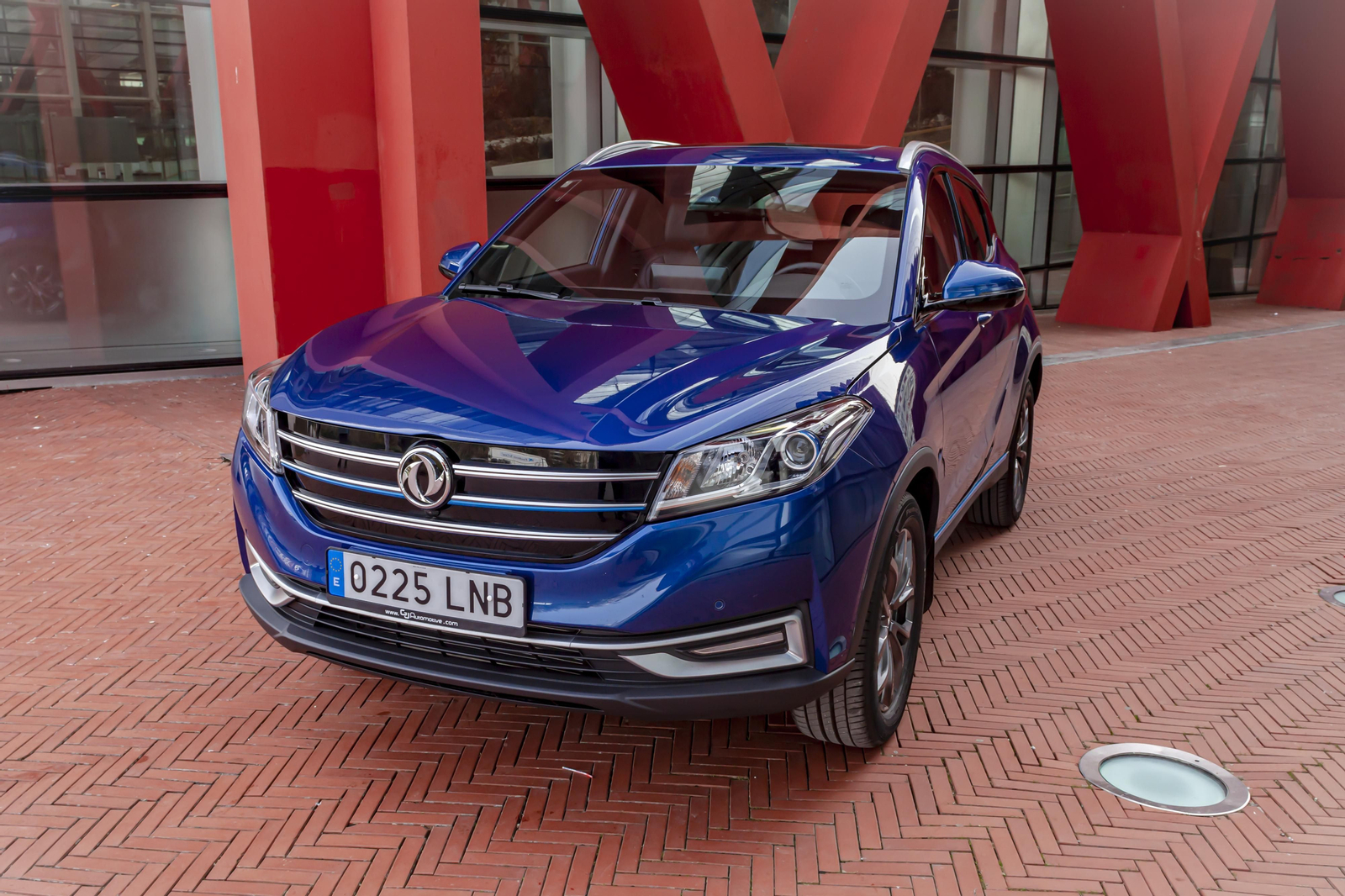 Así va el Seres 3, el primer coche eléctrico de DFSK en España