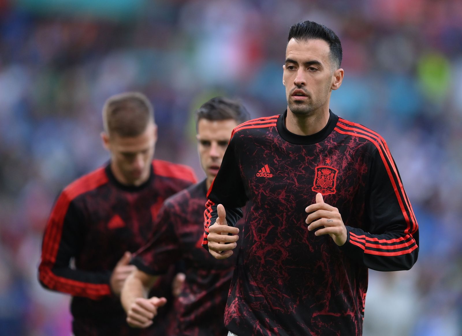 España e Italia calientan en Wembley al son de la música de Raffaella Carrá