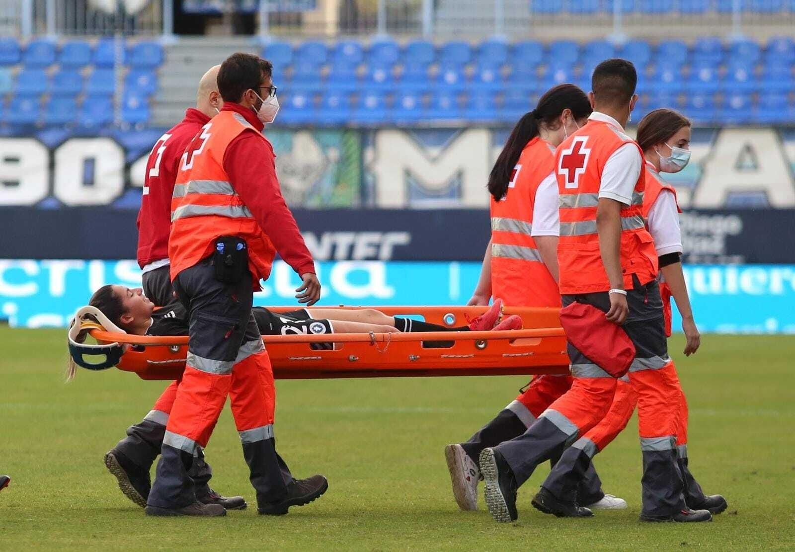 Galería: La plana mayor del Málaga CF apoyó al Femenino