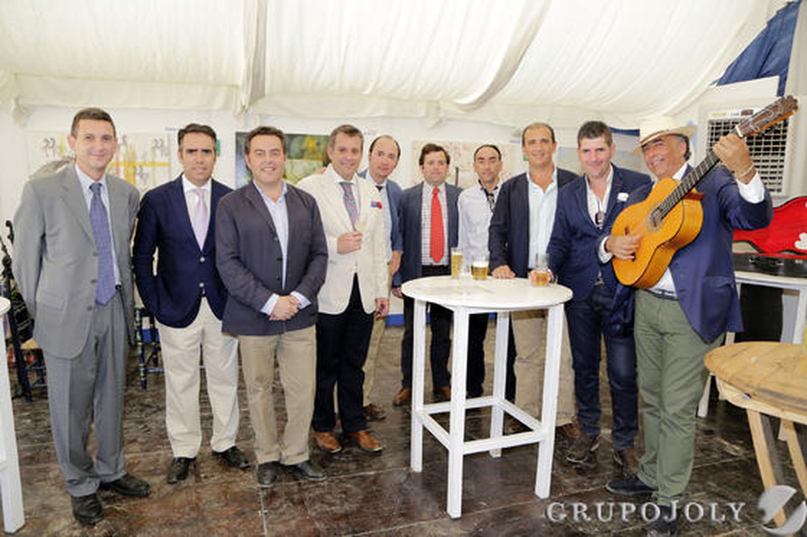 Junta directiva del Centro Cultural Flamenco Don Antonio Chacón: Juan Alfonso Romero, Antonio Recioy, Manuel Arévalo, Luis Osborne, José Luis Rodríguez, Antonio Rubiales, Pedro Galisteo y Juan Junquera.

Foto: Manuel Aranda
