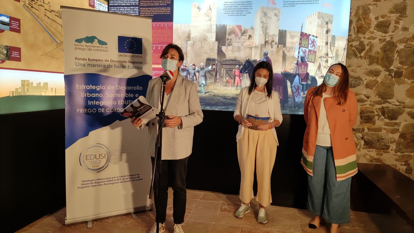 La alcaldesa de Priego de Córdoba, María Luisa Ceballos, en la presentación de las actividades.