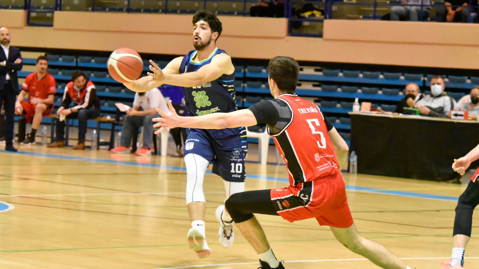 Las fotos del Udea Algeciras - Basket Navarra