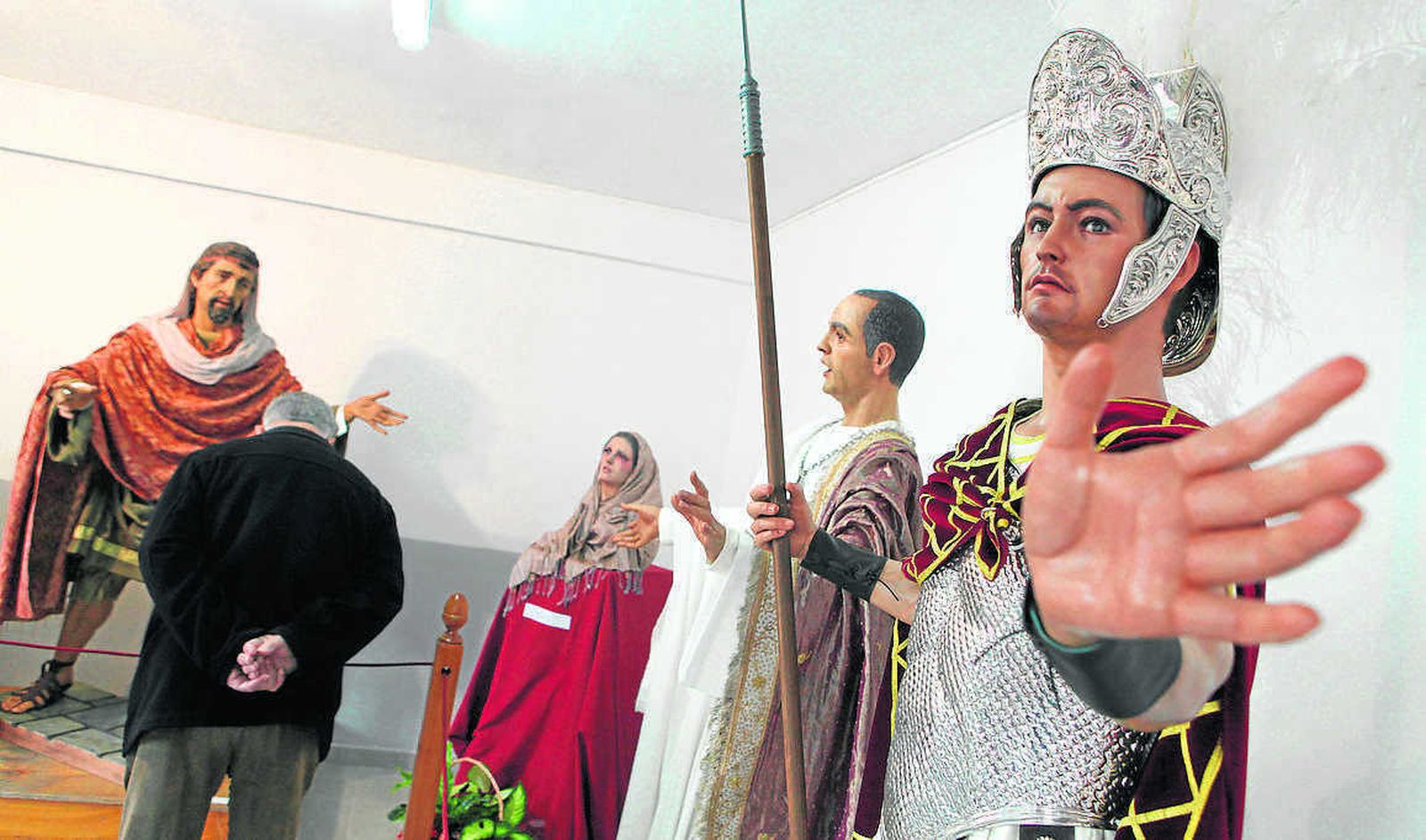 Imágenes de una exposición cofrade en Argantonio, en años anteriores.