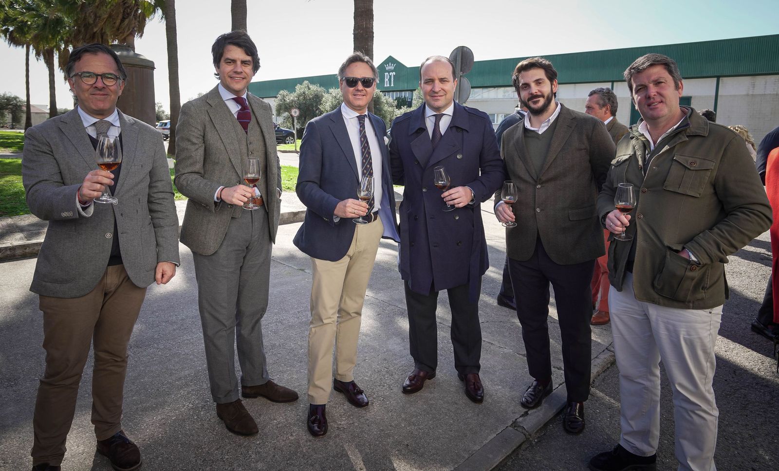 III Almuerzo Solidario de la Guardia Romana en Jerez, en imágenes