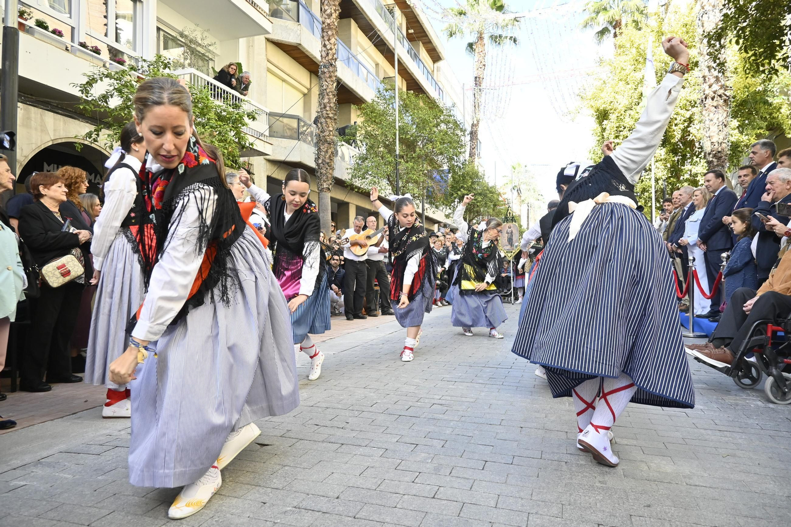 Las mejores mágenes del "II Encuentro de Danzas y Folclore Tradicional" de la provincia de Huelva